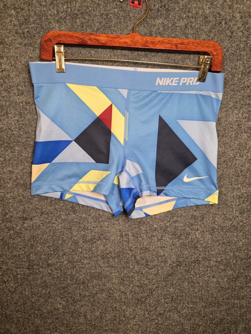 Nike Pro Womens Geometric Compression Shorts Blue Yellow Geometric 3 Inseam L